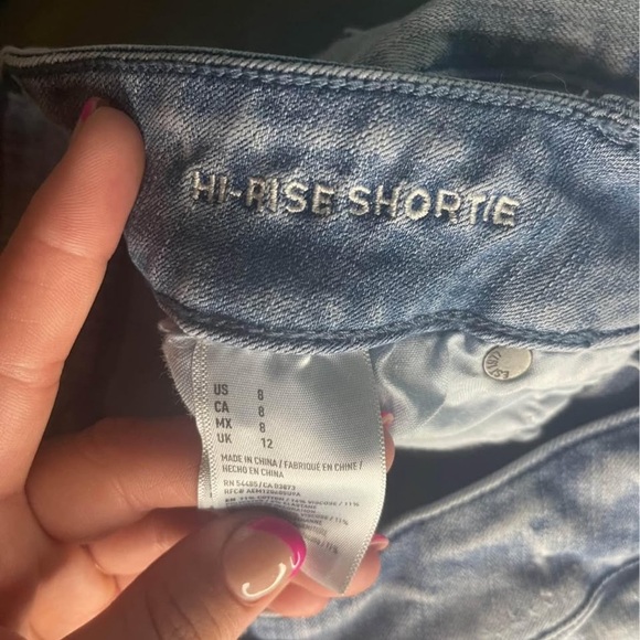 American eagle acid wash hi-rise shortie size 8 - Picture 3 of 3